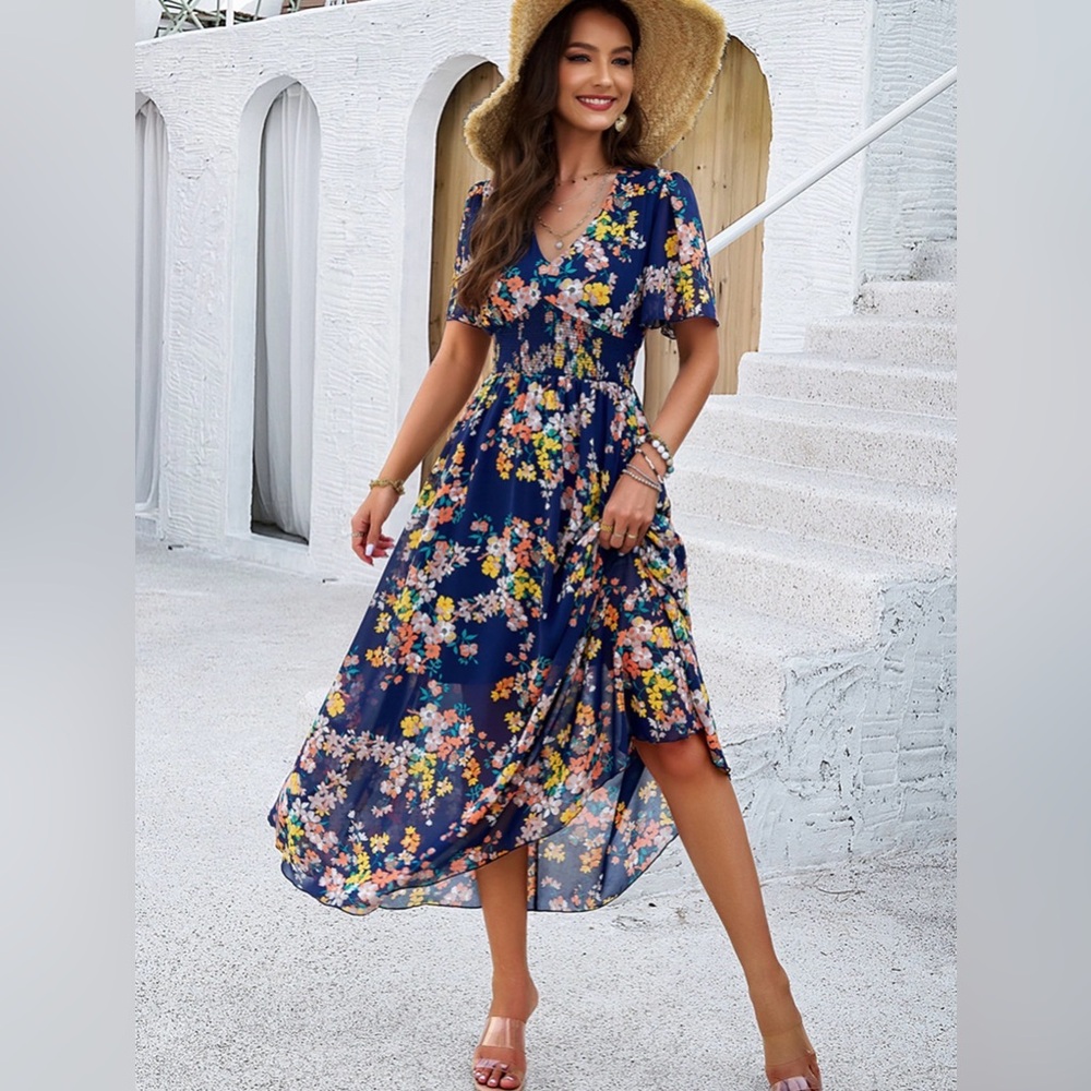 NWOT Floral Navy Maxi Dress with Smocked Waist Medium - Picture 3 of 11
